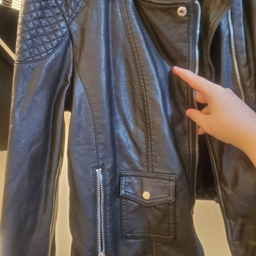 Express Leather Jacket - Picture 3 of 6